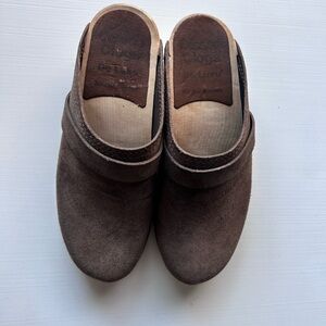 VGC Olsson Clogs De Luxe Brown Suede Wooden Swedish Clogs Women's Size US 7